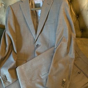 2 piece wool suit Couture Daniel Hechter 38R